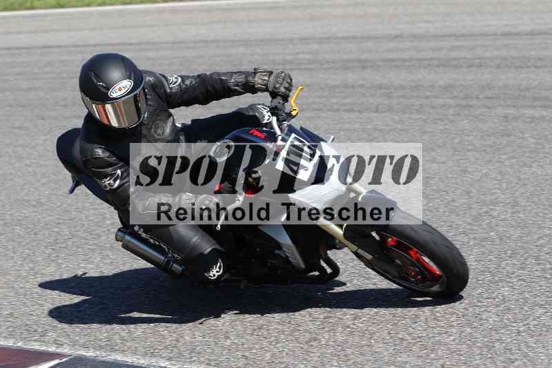 /43 08.08.2025 Discover the Bike ADR/Race 3 rot/410
